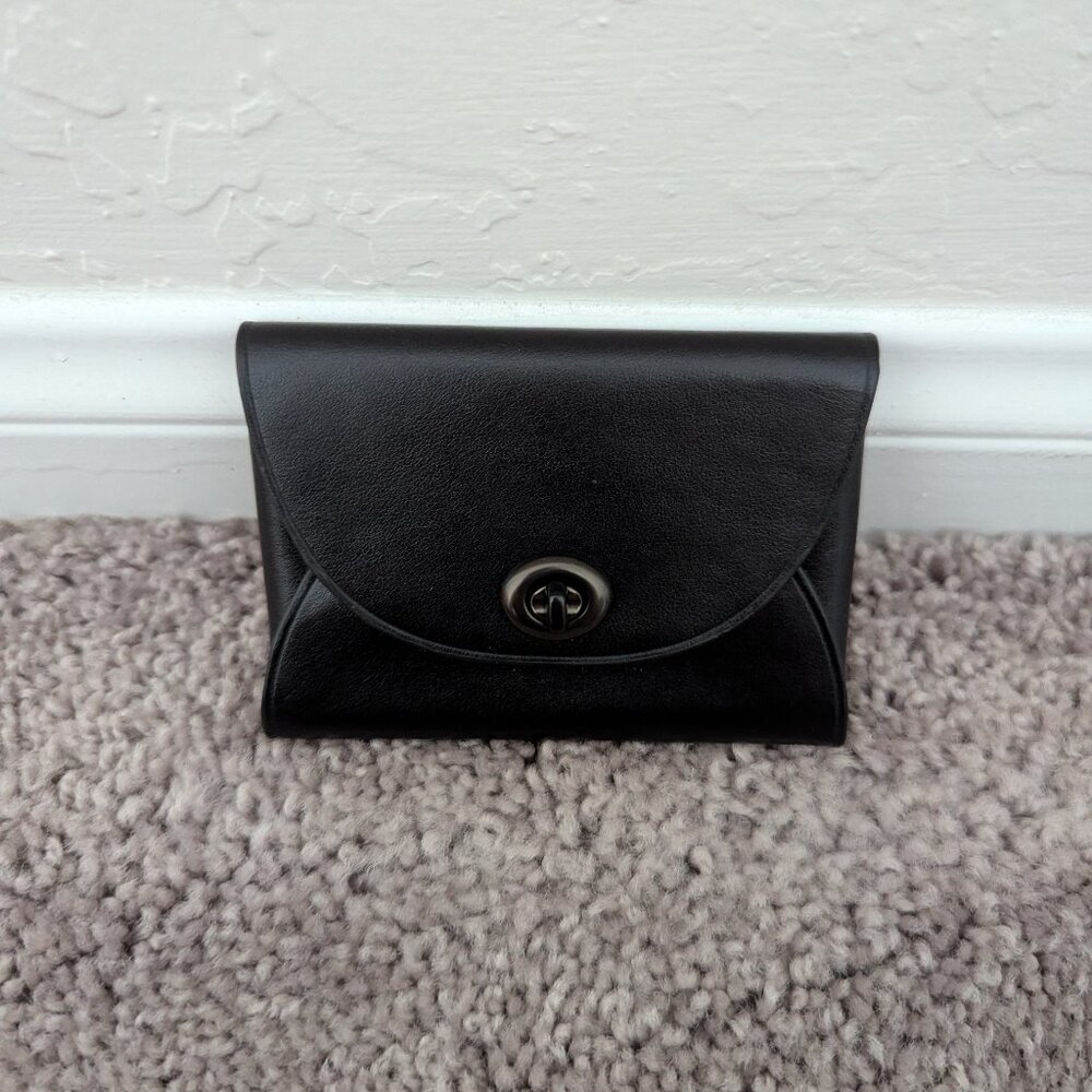 Coach Turnlock Card Case in Black